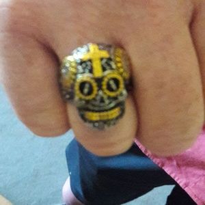 Men's heavy duty polished stainless steel ring